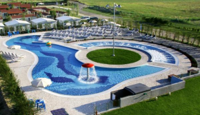  Villaggio Camping Adria  Казал Борсетти